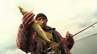 Astrakhan Fishing on the Volga  life [upl. by Oaoj]