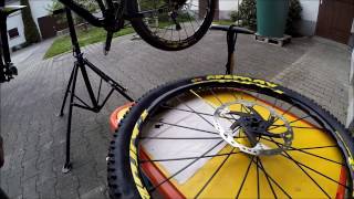 Reifen wechseln Tubeless [upl. by Ellenrahc]