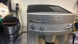 Grinder stuck Delonghi Magnifica Test 1454 [upl. by Janyte]