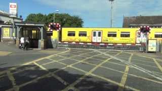 Birkdale Level Crossing [upl. by Aiki276]