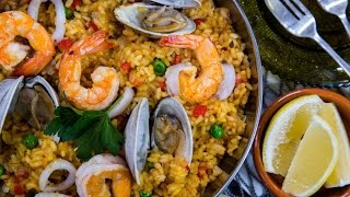 Simple and Tasty Seafood Paella [upl. by Nwahsyt578]