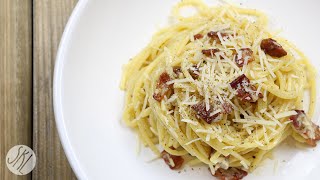 1 Minute Recipe  Easy Carbonara [upl. by Lashoh424]